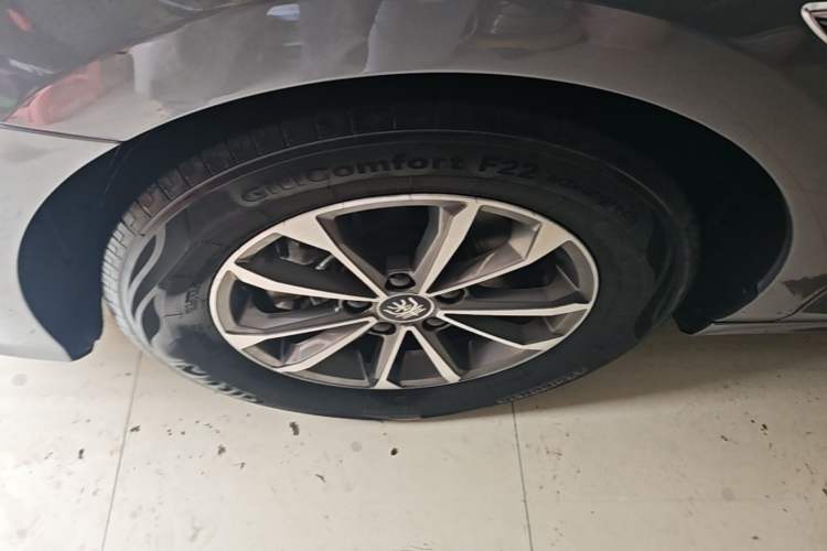 Used BYD Qin PLUS 2024 HONOR Edition DM-i 55KM Leading Model Exterior 4