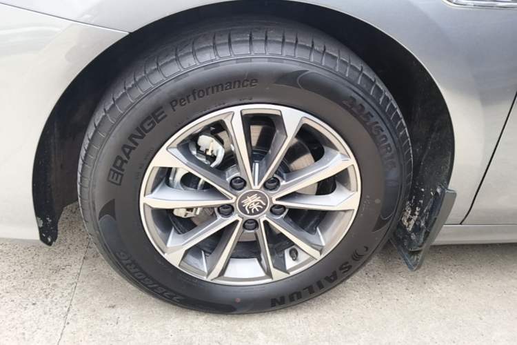 Used BYD Qin PLUS 2024 HONOR Edition DM-i 55KM Leading Model Exterior 4