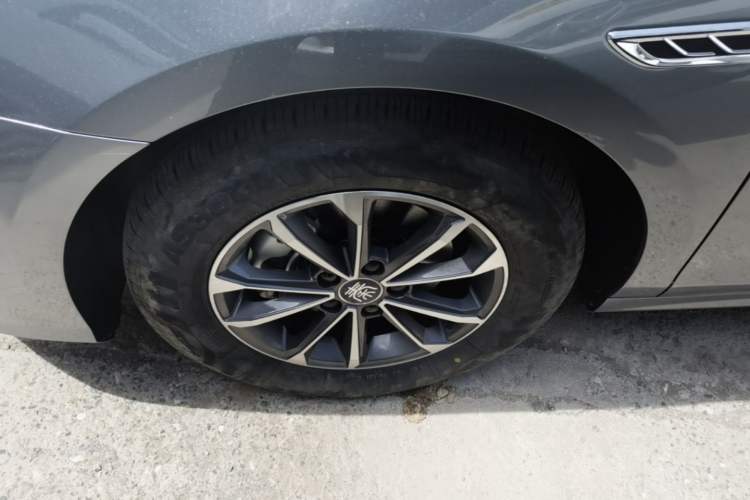 Used BYD Qin PLUS 2024 HONOR Edition DM-i 55KM Leading Model Exterior 4