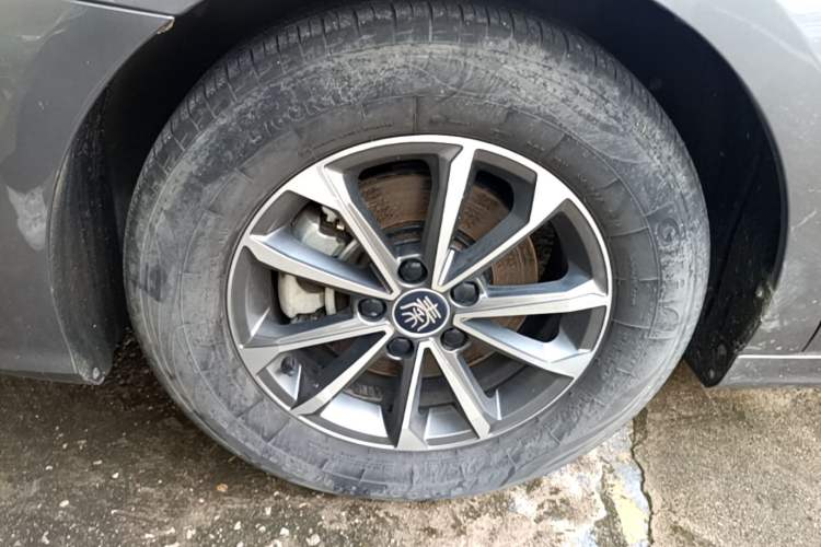 Used BYD Qin PLUS 2024 HONOR Edition DM-i 55KM Leading Model Exterior 4