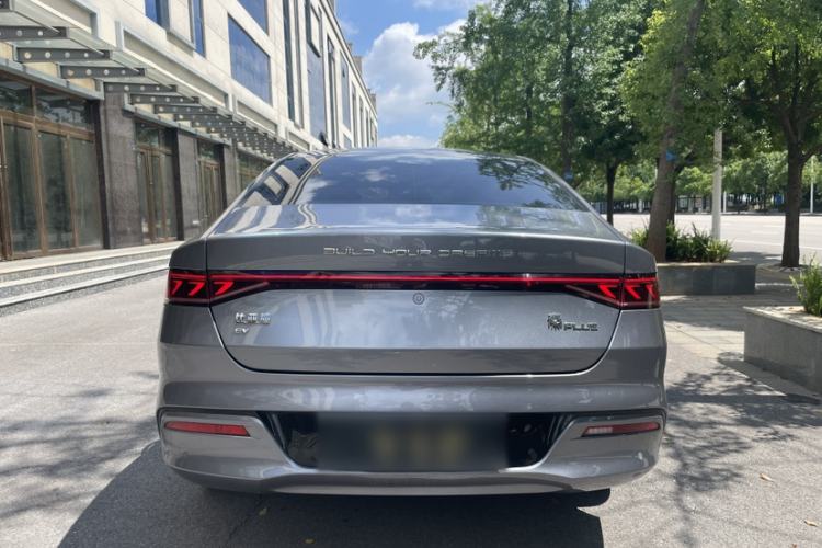 Used BYD Qin PLUS 2024 Honor Edition EV 420KM Leading Model Exterior 5