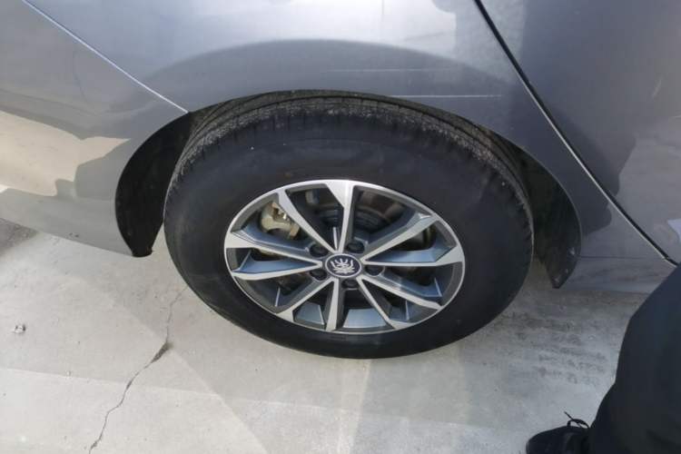 Used BYD Qin PLUS 2024 HONOR Edition DM-i 55KM Leading Model Exterior 5