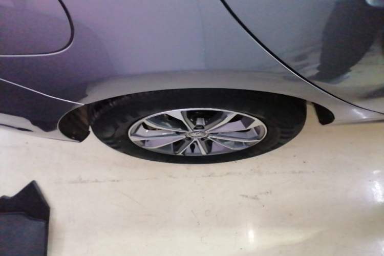 Used BYD Qin PLUS 2024 HONOR Edition DM-i 55KM Leading Model Exterior 5