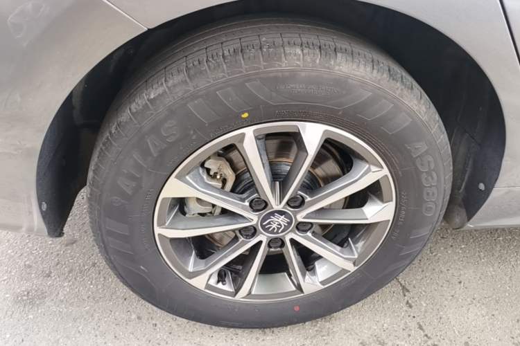 Used BYD Qin PLUS 2024 HONOR Edition DM-i 55KM Leading Model Exterior 5