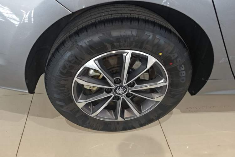 Used BYD Qin PLUS 2024 HONOR Edition DM-i 55KM Leading Model Exterior 5