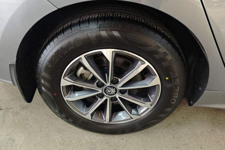 Used BYD Qin PLUS 2024 HONOR Edition DM-i 55KM Leading Model Exterior 5