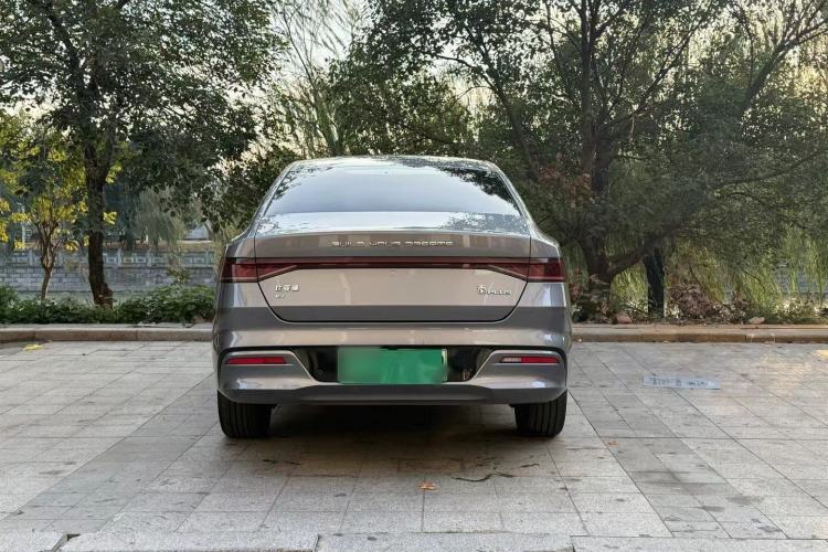 Used BYD Qin PLUS 2024 Honor Edition EV 420KM Leading Model Exterior 5