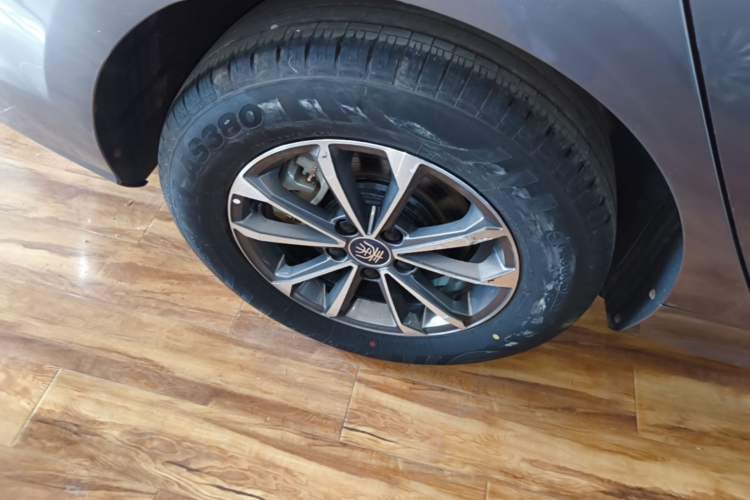 Used BYD Qin PLUS 2024 HONOR Edition DM-i 55KM Leading Model Exterior 5