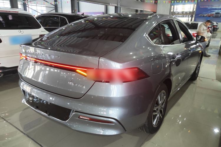 Used BYD Qin PLUS 2024 Honor Edition EV 510KM Excellence Model Exterior 5
