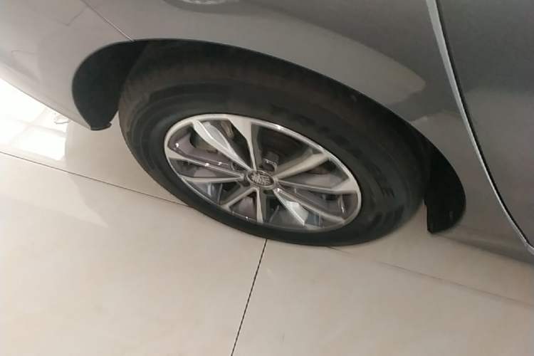Used BYD Qin PLUS 2024 HONOR Edition DM-i 55KM Leading Model Exterior 5