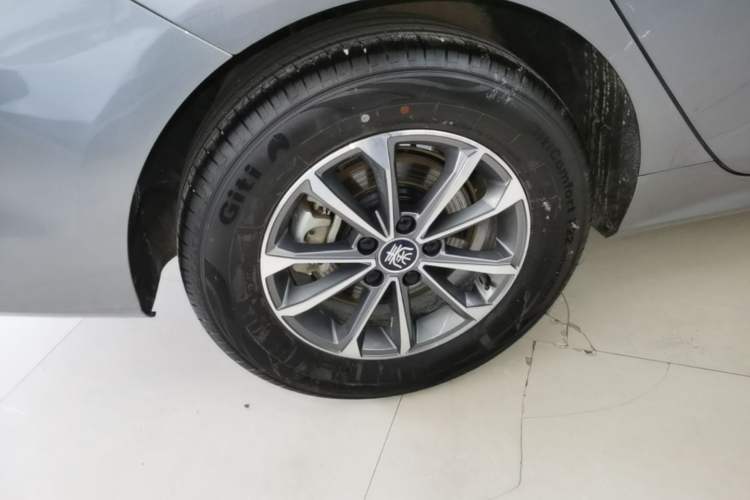 Used BYD Qin PLUS 2024 HONOR Edition DM-i 55KM Leading Model Exterior 5