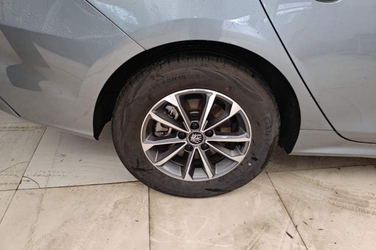 Used BYD Qin PLUS 2024 HONOR Edition DM-i 55KM Leading Model Exterior 5