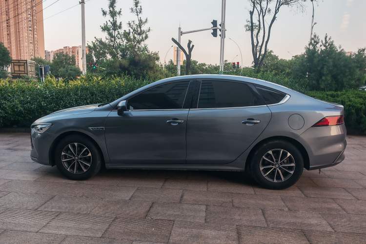 Used BYD Qin PLUS 2024 HONOR Edition DM-i 55KM Leading Model Exterior 5