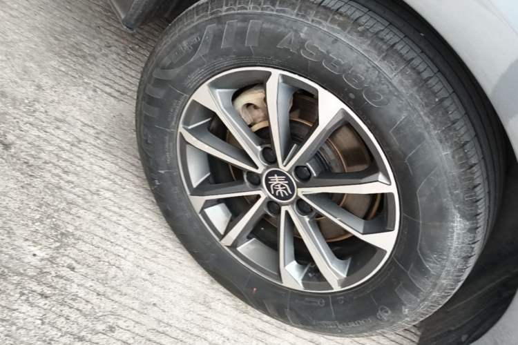 Used BYD Qin PLUS 2024 HONOR Edition DM-i 55KM Leading Model Exterior 5