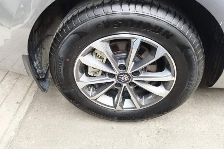 Used BYD Qin PLUS 2024 HONOR Edition DM-i 55KM Leading Model Exterior 5