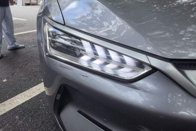 Used BYD Qin PLUS 2024 Honor Edition EV 510KM Excellence Model Exterior 6