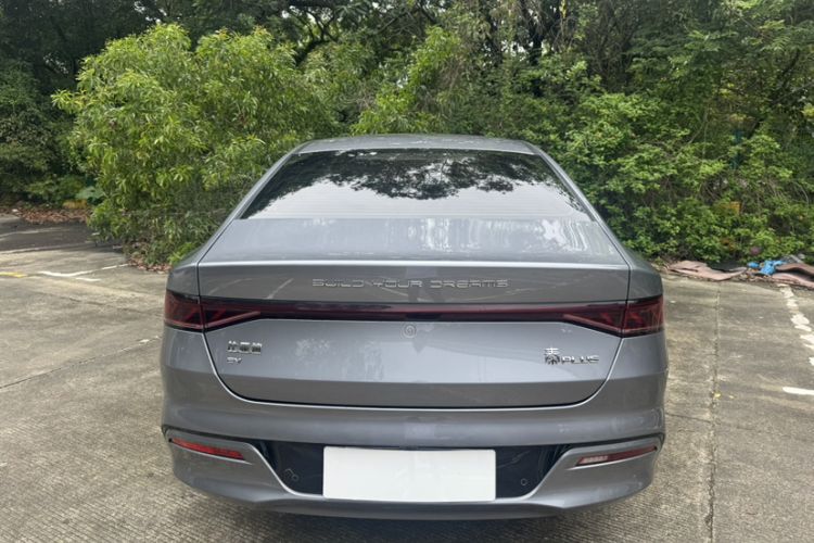 Used BYD Qin PLUS 2024 Honor Edition EV 510KM Leading Model Exterior 8