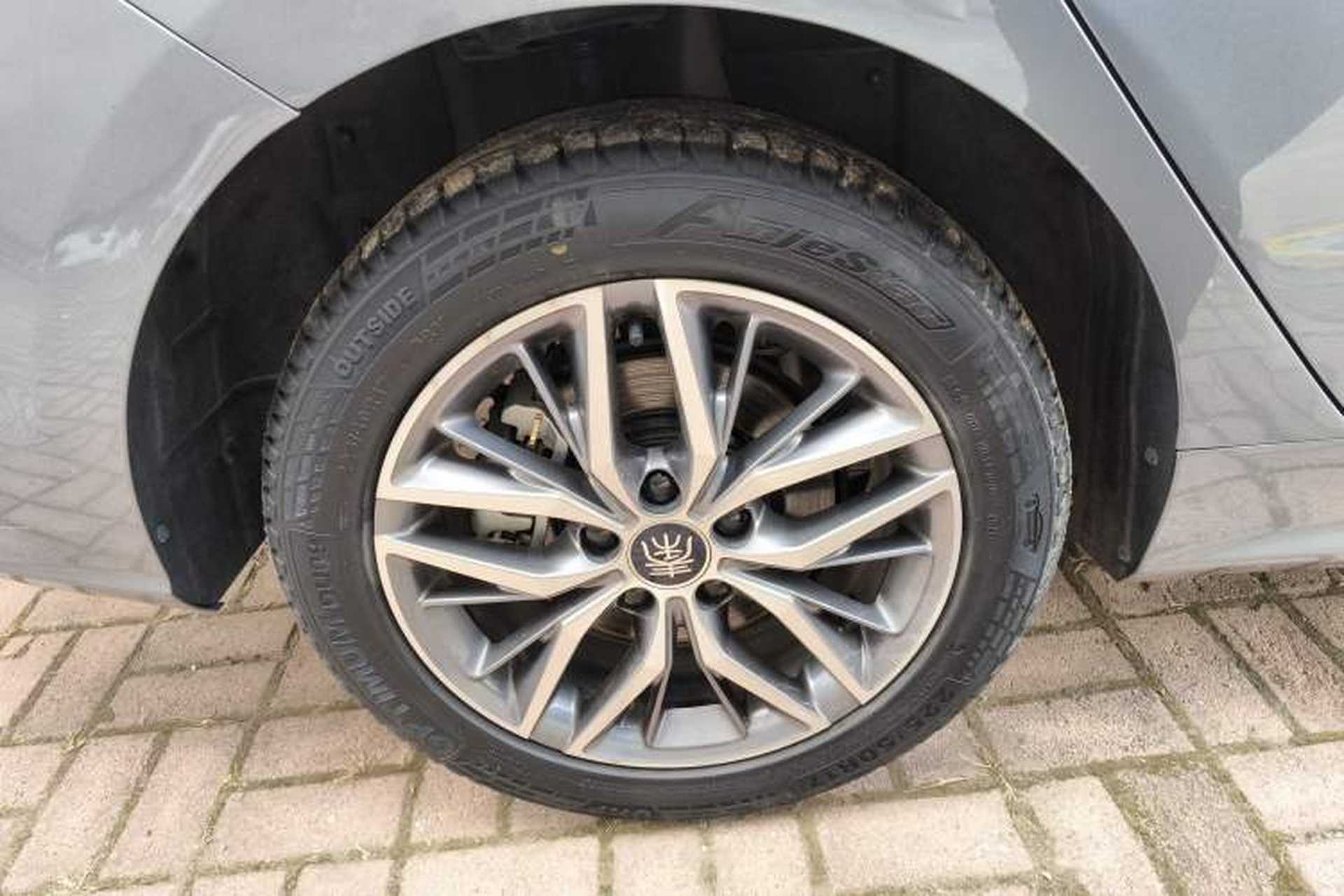 Used BYD Qin PLUS 2024 Honor Edition EV 510KM Leading Model Exterior 8