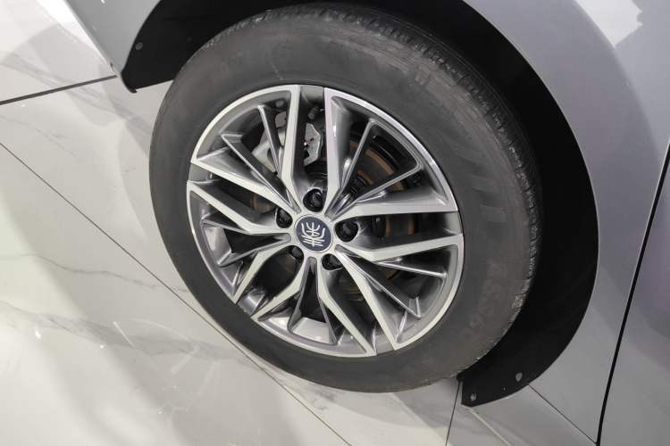 Used BYD Qin PLUS 2024 Honor Edition EV 510KM Beyond Model Exterior 8