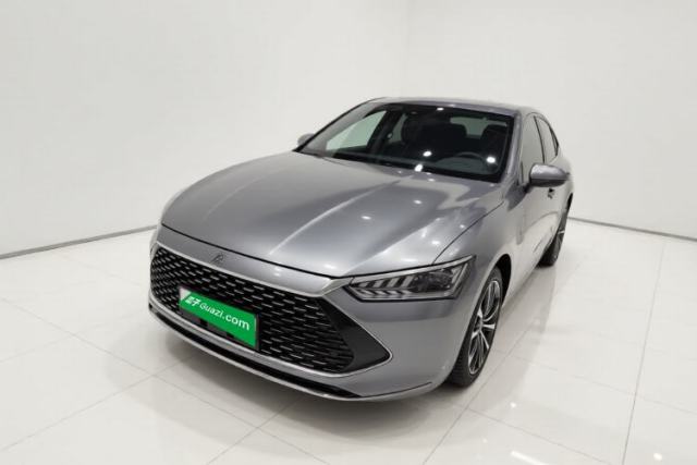 Używany BYD Qin PLUS 2024 HONOR Edition DM-i 55KM Leading Model