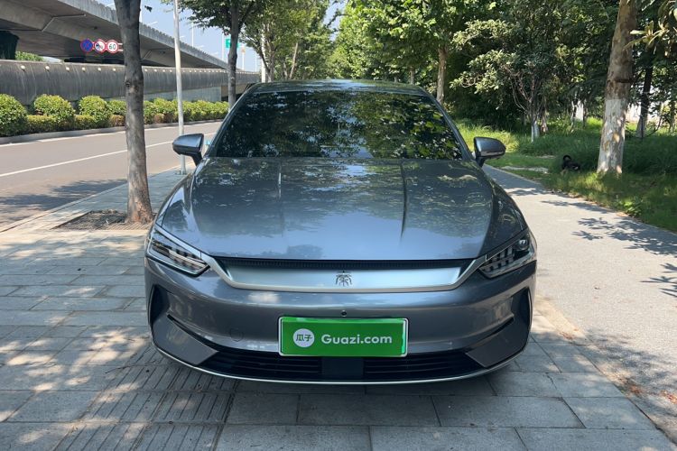 Used BYD Qin PLUS 2024 Honor Edition EV 510KM Beyond Model Front