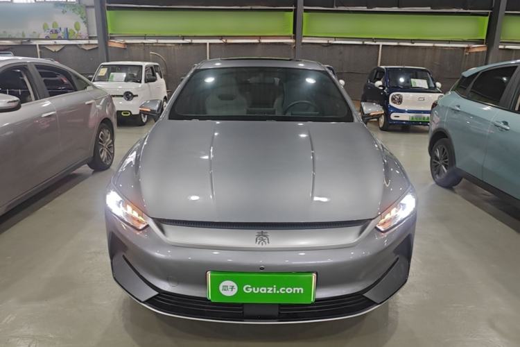 Used BYD Qin PLUS 2024 Honor Edition EV 510KM Beyond Model Front