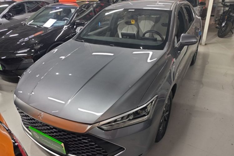 Used BYD Qin PLUS 2024 HONOR Edition DM-i 55KM Leading Model Front