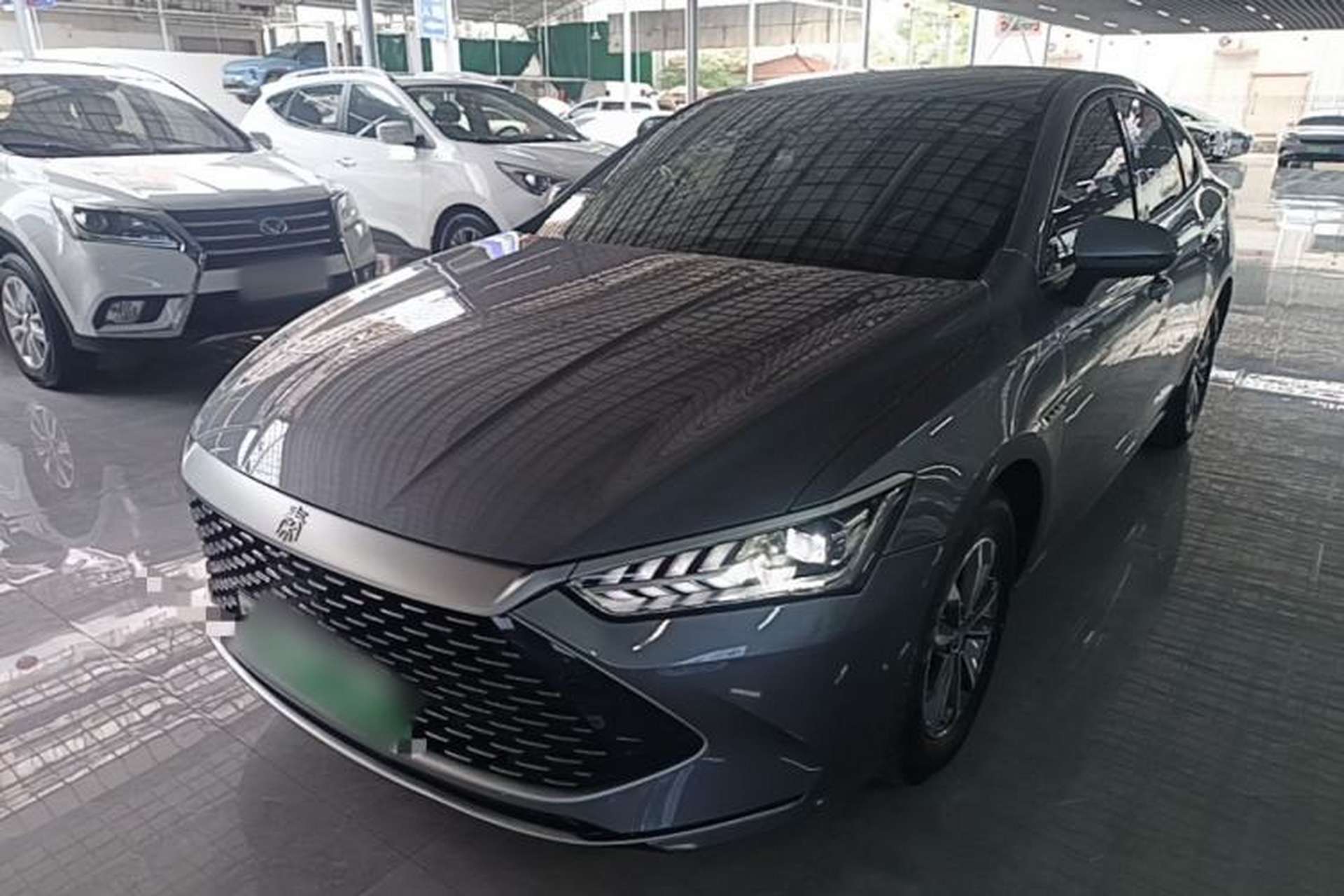 Used BYD Qin PLUS 2024 HONOR Edition DM-i 55KM Leading Model Front Left 45 Deg