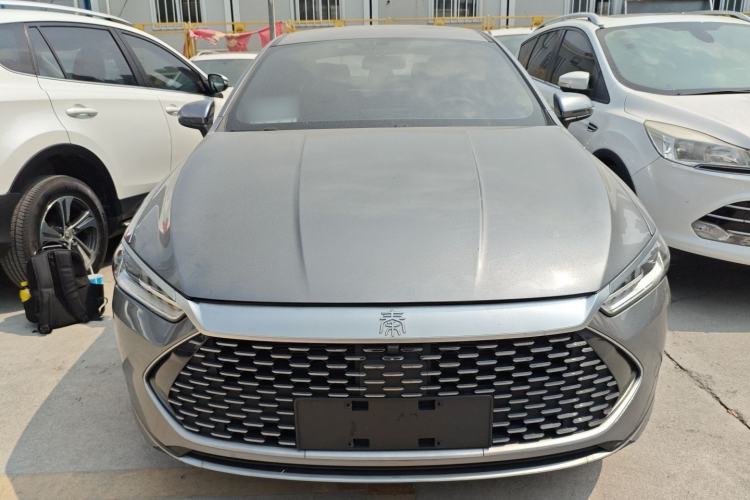 Used BYD Qin PLUS 2024 HONOR Edition DM-i 55KM Leading Model Front