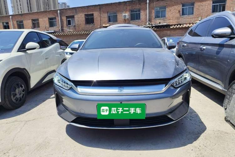Used BYD Qin PLUS 2024 Honor Edition EV 420KM Beyond Model Front
