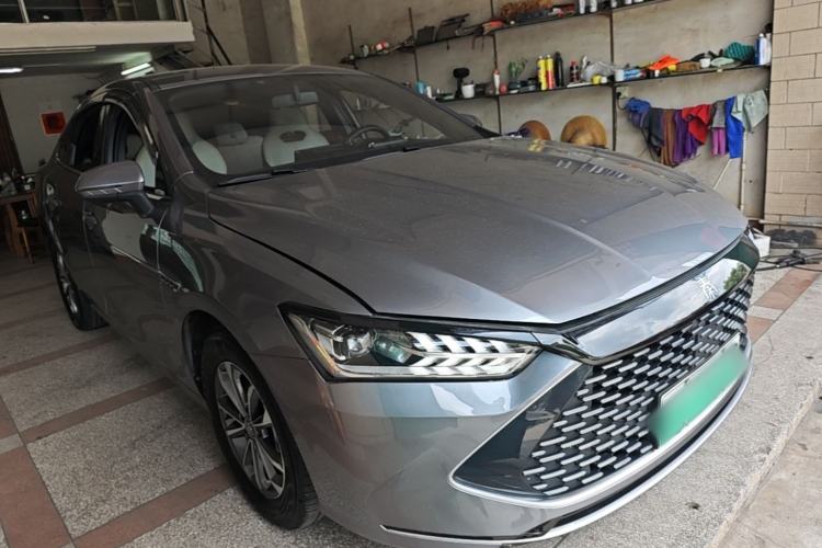 Used BYD Qin PLUS 2024 HONOR Edition DM-i 55KM Leading Model Front Right 45 Deg