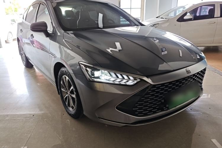 Used BYD Qin PLUS 2024 HONOR Edition DM-i 55KM Leading Model Front Right 45 Deg