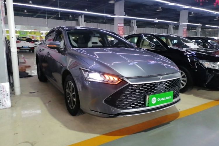 Used BYD Qin PLUS 2024 HONOR Edition DM-i 55KM Leading Model Front Right 45 Deg