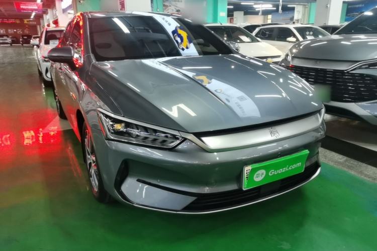 Used BYD Qin PLUS 2024 Honor Edition EV 510KM Beyond Model Front Right 45 Deg
