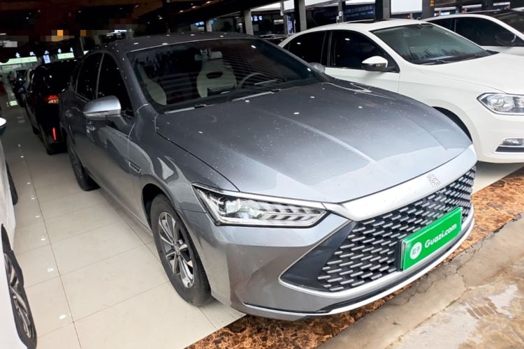 Used BYD Qin PLUS 2024 HONOR Edition DM-i 55KM Leading Model Front Right 45 Deg