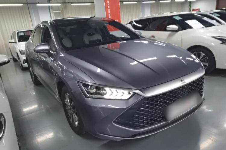 Used BYD Qin PLUS 2024 HONOR Edition DM-i 55KM Leading Model Front Right 45 Deg