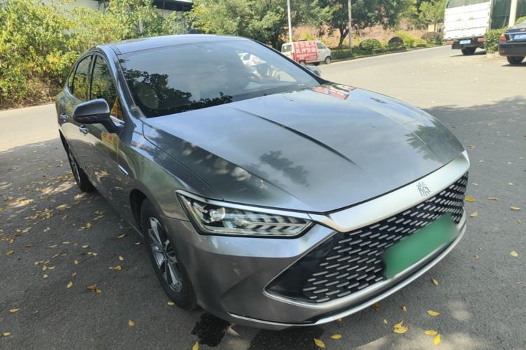 Used BYD Qin PLUS 2024 HONOR Edition DM-i 55KM Leading Model Front Right 45 Deg