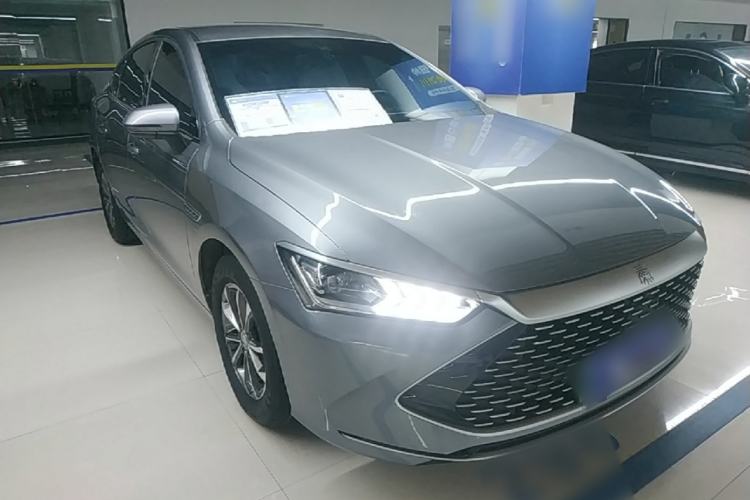Used BYD Qin PLUS 2024 HONOR Edition DM-i 55KM Leading Model Front Right 45 Deg