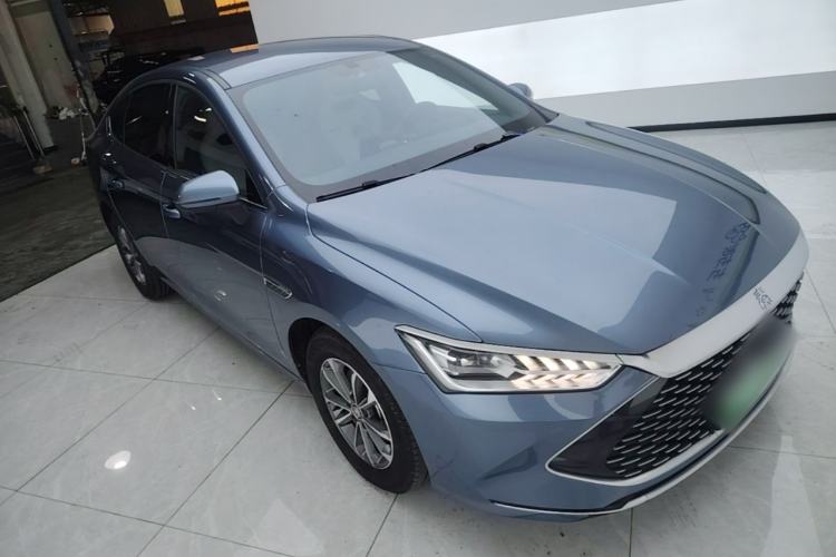 Used BYD Qin PLUS 2024 HONOR Edition DM-i 55KM Leading Model Front Right 45 Deg