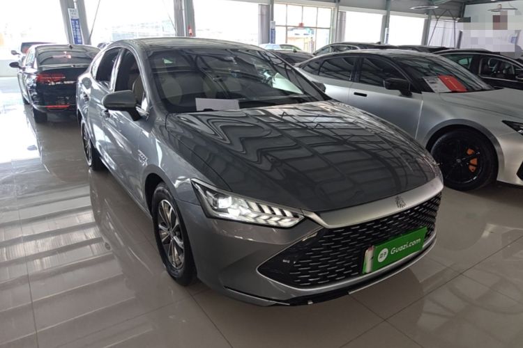 Used BYD Qin PLUS 2024 HONOR Edition DM-i 55KM Leading Model Front Right 45 Deg