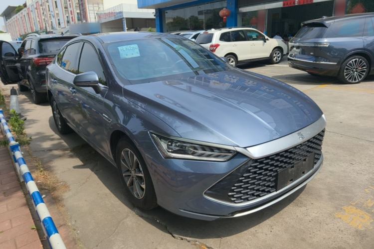 Used BYD Qin PLUS 2024 HONOR Edition DM-i 55KM Leading Model Front Right 45 Deg