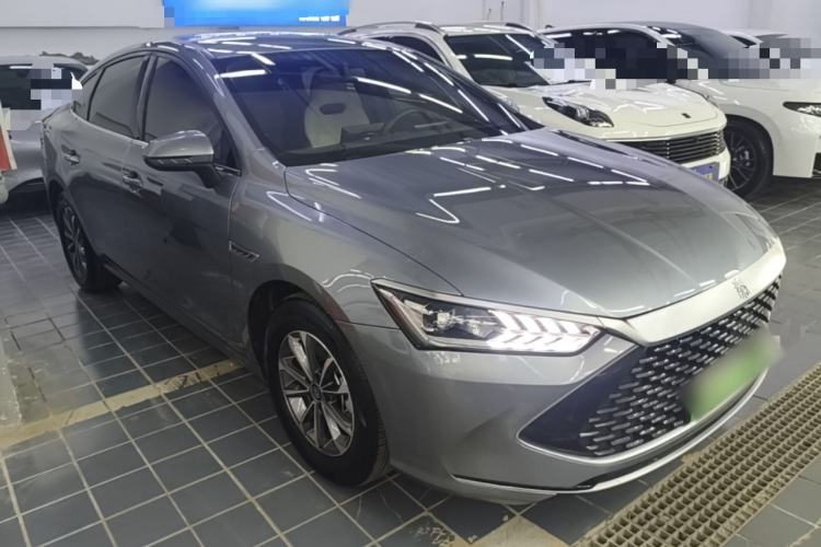 Used BYD Qin PLUS 2024 HONOR Edition DM-i 55KM Leading Model Front Right 45 Deg