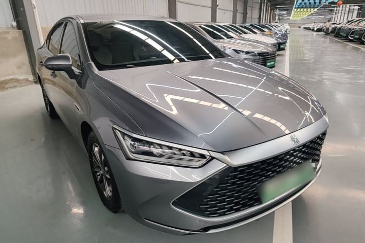 Used BYD Qin PLUS 2024 HONOR Edition DM-i 55KM Leading Model Front Right 45 Deg