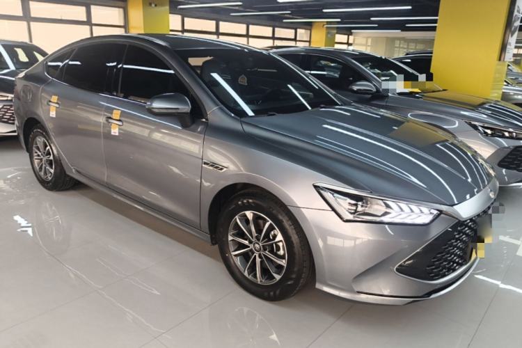 Used BYD Qin PLUS 2024 HONOR Edition DM-i 55KM Leading Model Front Right 45 Deg