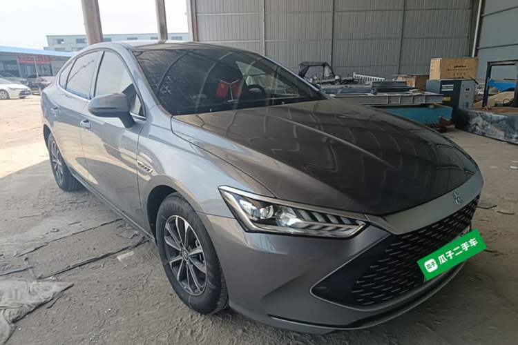 Used BYD Qin PLUS 2024 HONOR Edition DM-i 55KM Leading Model Front Right 45 Deg