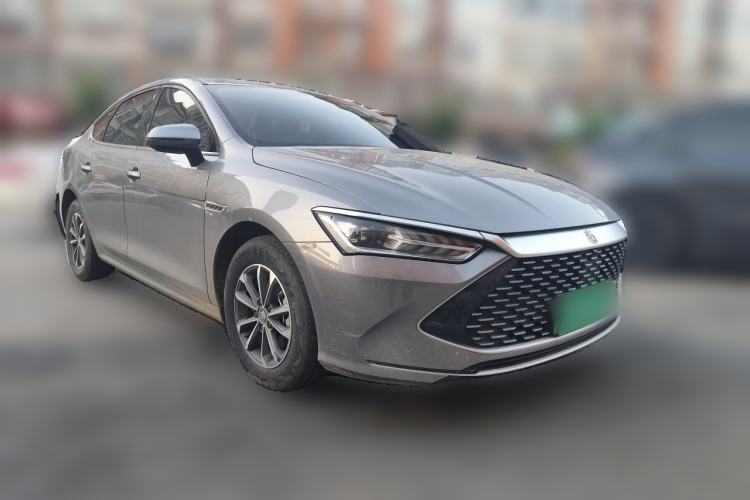 Used BYD Qin PLUS 2024 HONOR Edition DM-i 55KM Leading Model Front Right 45 Deg