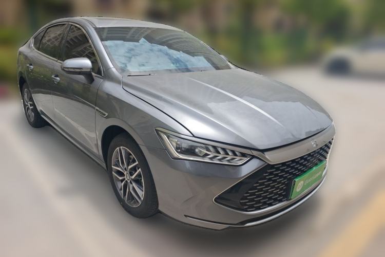 Used BYD Qin PLUS 2024 HONOR Edition DM-i 120KM Leading Model Front Right 45 Deg