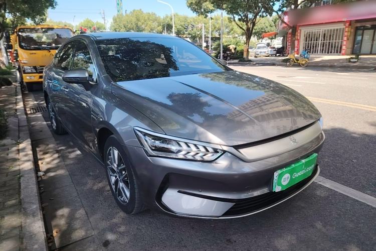 Used BYD Qin PLUS 2024 Honor Edition EV 510KM Beyond Model Front Right 45 Deg