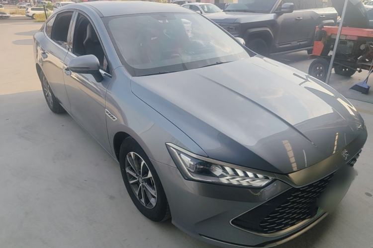 Used BYD Qin PLUS 2024 HONOR Edition DM-i 55KM Leading Model Front Right 45 Deg