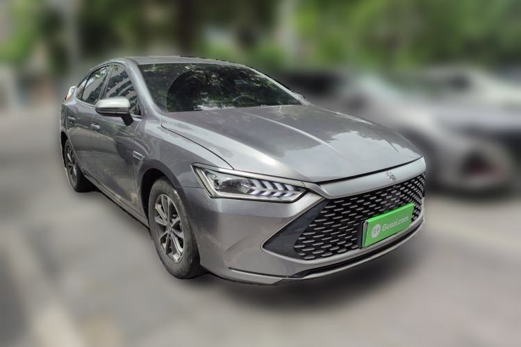 Used BYD Qin PLUS 2024 HONOR Edition DM-i 55KM Leading Model Front Right 45 Deg